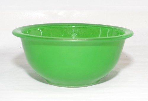 322 PYREX CORNING 30 Solid Green - Rare - Good Vintage condition - Picture 2 of 12