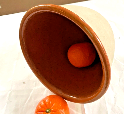 MCM David Gil 6.5" diameter RUST/BISQUE MIXING BOWL - Excellent Condition - Picture 3 of 4