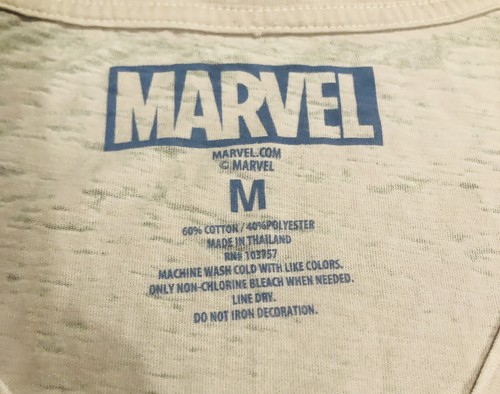 Women’s Captain America Short Sleeve Shirt Size M - Picture 2 of 2