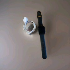 Apple Watch Series 4 GPS 44mm Black Aluminum Gray Band