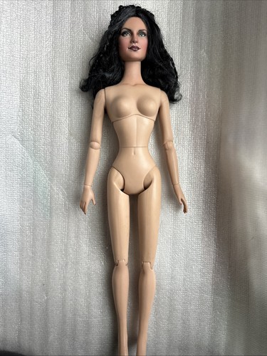 Tonner TYLER OOAK REPAINT ONCE UPON A TIME Mary Margaret BIANCANEVE 16” bambola - Foto 2 di 23