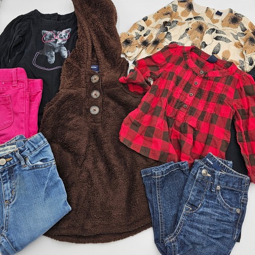 7 Piece Gap Girl's 12-18M  Fall/Winter Clothing Lot  - Picture 1 of 17