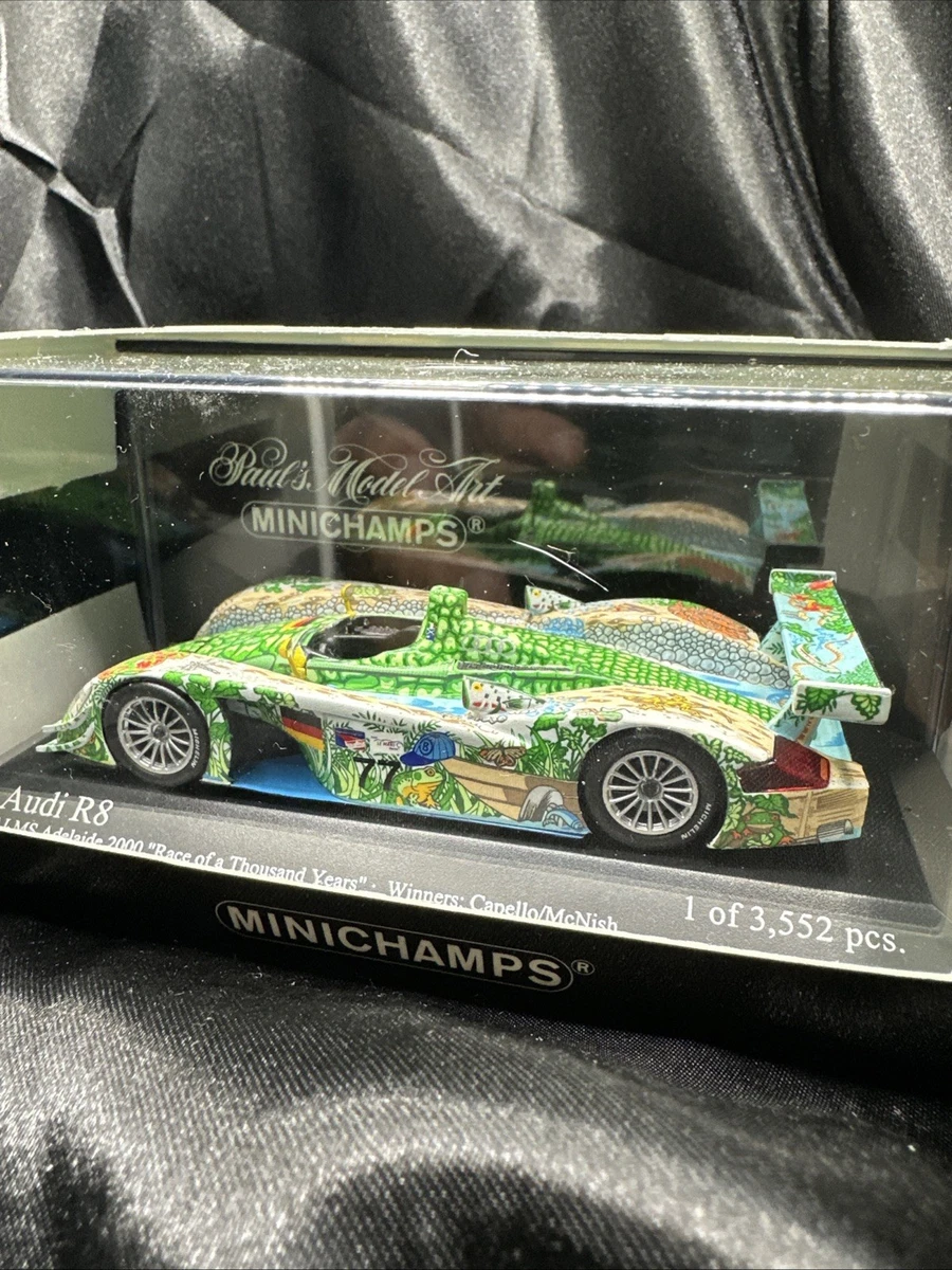 AUDI A4 #10 DTM TOY FAIR NURNBERG NORIMBERGA 2010 SPARK 1:43
