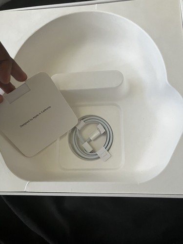 Apple AirPods Max - Space Gray - Great Condition - Fast Shipping! - Photo 5 sur 5