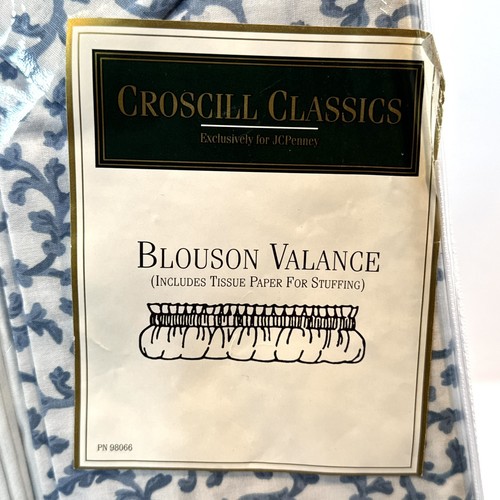 CROSCILL BLOUSON VALANCE CHINA BLUE TAILORED 88” Wide X 15” Length NEW - Picture 4 of 7