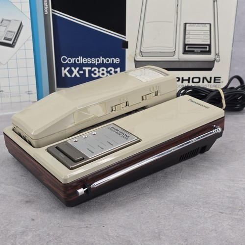 Vintage Panasonic Easa-Phone Model KX-T3831 Cordless Phone Wood Beige Color - Picture 10 of 22