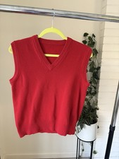 Red Knit V-Neck Sleeveless Sweater Vest for Men, Solid Casual Regular Fit