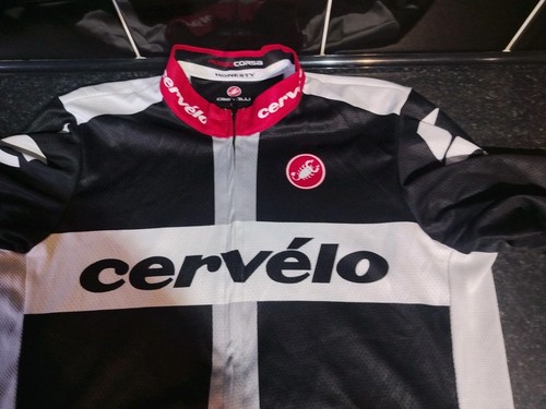 Cervelo Typ Herren Radtrikot. Front- und Gesäßtaschen mit durchgehendem Reißverschluss. XL. Sehr guter Zustand - Bild 4 von 5