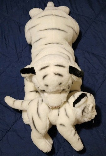 Animal Alley Toys R Us White Tiger 33" Plush With Baby Cub. READ DESCRIPTION - Picture 2 of 9
