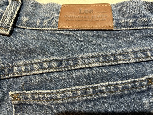 Lee Classic Fit Women's size 14S Medium Wash Blue Denim Jeans - Picture 5 of 10