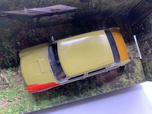 Vanguards Corgi 1:43 Austin 1800 Limeflower Green Hidden Treasures VA08901 - Bild 4 von 4