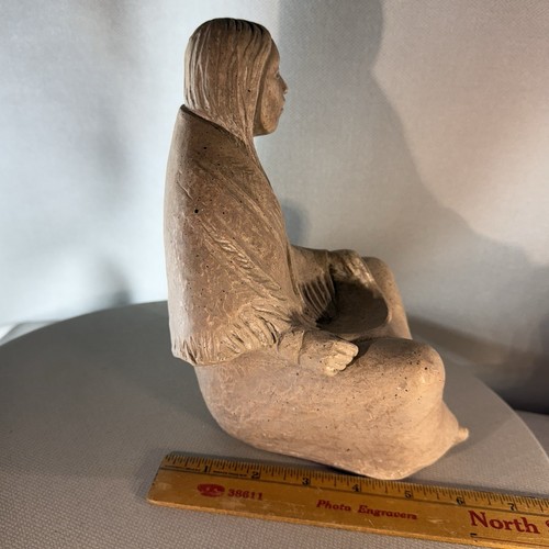 Vintage Native ACOMA Indian Woman Statue 8.75” Tall 5.6lbs READ DESCRIPTION - Picture 14 of 17