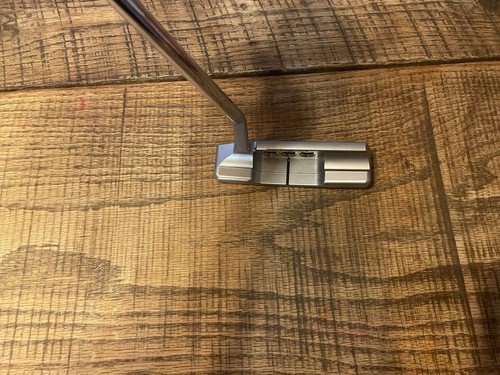 Special Select Scotty Cameron Select Newport 2.5 Putter 34” w/ Headcover - Picture 4 of 7