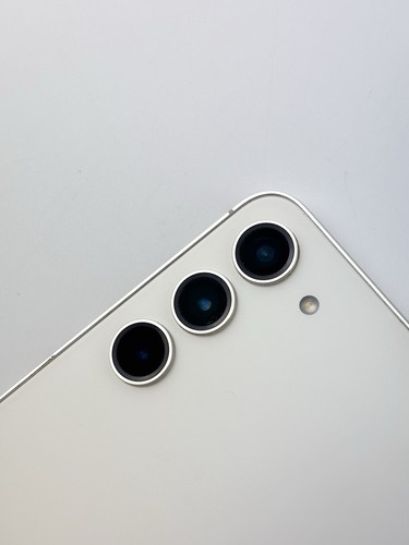 Samsung Galaxy S23+ 256GB Beige Warranty Unlocked- Very Good Condition - Picture 11 of 11