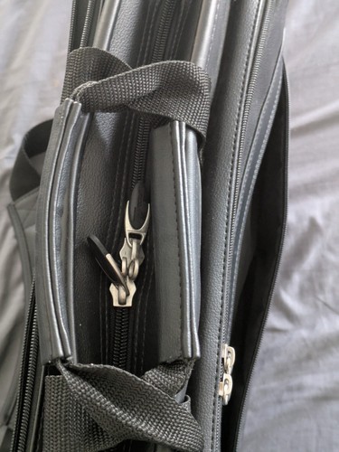 Targus 17" black Leather Laptop Computer Case Bag Shoulder Strap TLE400 NWOT - Picture 5 of 13