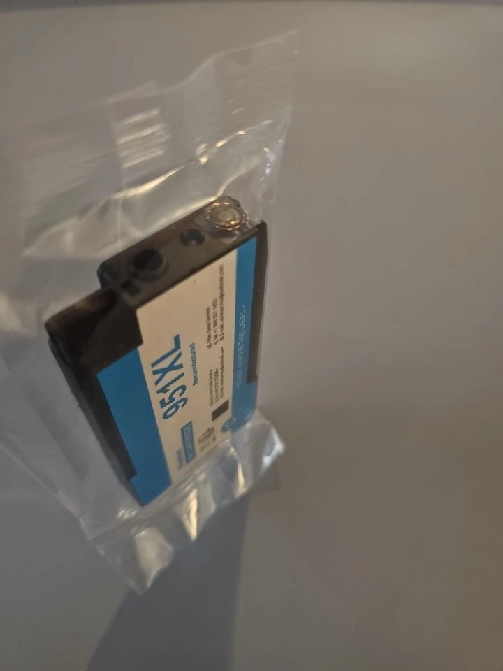 New/Sealed 951XL For Officejet 8600 Series Cyan Premium Ink Cartridge Free Ship - Image 4 of 4