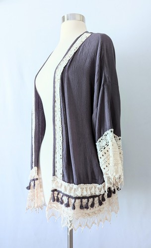 KNOX ROSE Cardigan Kimono Gray Cream Open Front Crochet Trim Boho Festival XS - Picture 3 of 4