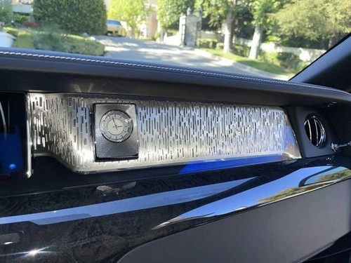 2019 Rolls-Royce Phantom - Picture 6 of 12