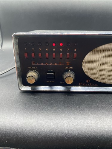 Bearcat Electra Model BC III 3 L H 8 Channel Radio Receiver Scanner-Turns On - Picture 18 of 20