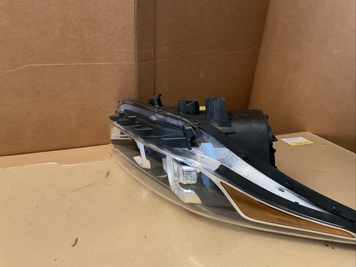 Right Passenger Side Halogen Headlight Fits 19-21 Kia Forte - Broken Tab - Picture 6 of 7