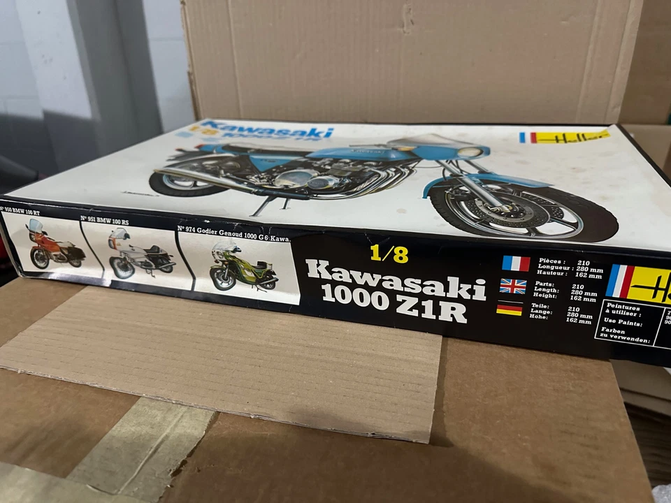 KAWASAKI 1000 Z1R HELLER 975 - SCALA 1/8  - Immagine 3 di 4