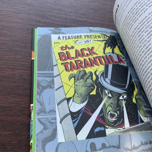 🔥 The Legion of Regrettable Supervillains - Hardcover - Loot Crate Edition - Picture 4 of 9