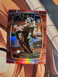 Kyle Pitts 2021-22 Panini Select Concourse #46  Rookie Card /149 Maroon Falcons