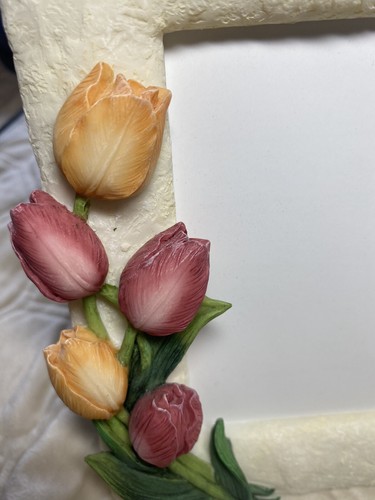 A. Richesco Corporation Hand Painted Resin 5*7 Flower Picture Frame - Picture 2 of 3