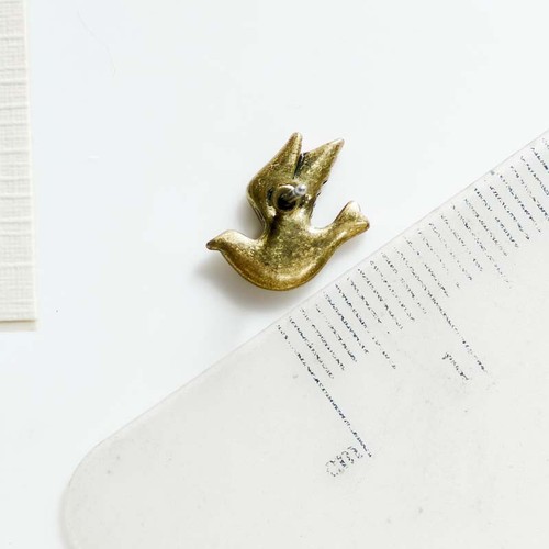 Lucky Brand Dove Small Stud Earrings Retro Women Comfortable Everyday Jewelry - Picture 3 of 3