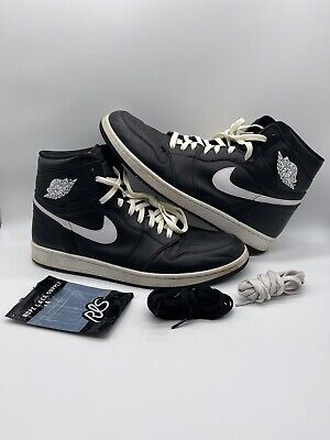 Nike Air Jordan 1 Retro High OG Yin Yang Black 555088-011 Nike Air Jordan 1 Retro High OG Yin Yang Black 555088-011
