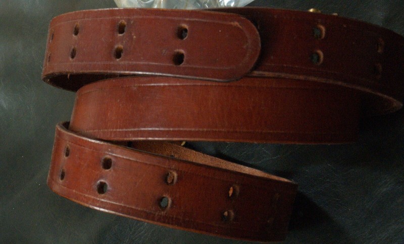 WWI 1917 or 1918 date brass-fitted leather M1907 sling, choose date, mfg. mark