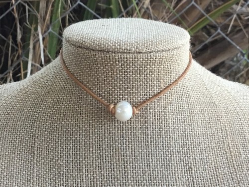 Pearl Choker, Single Freshwater Pearl and Leather Choker Necklace - Picture 41 of 180