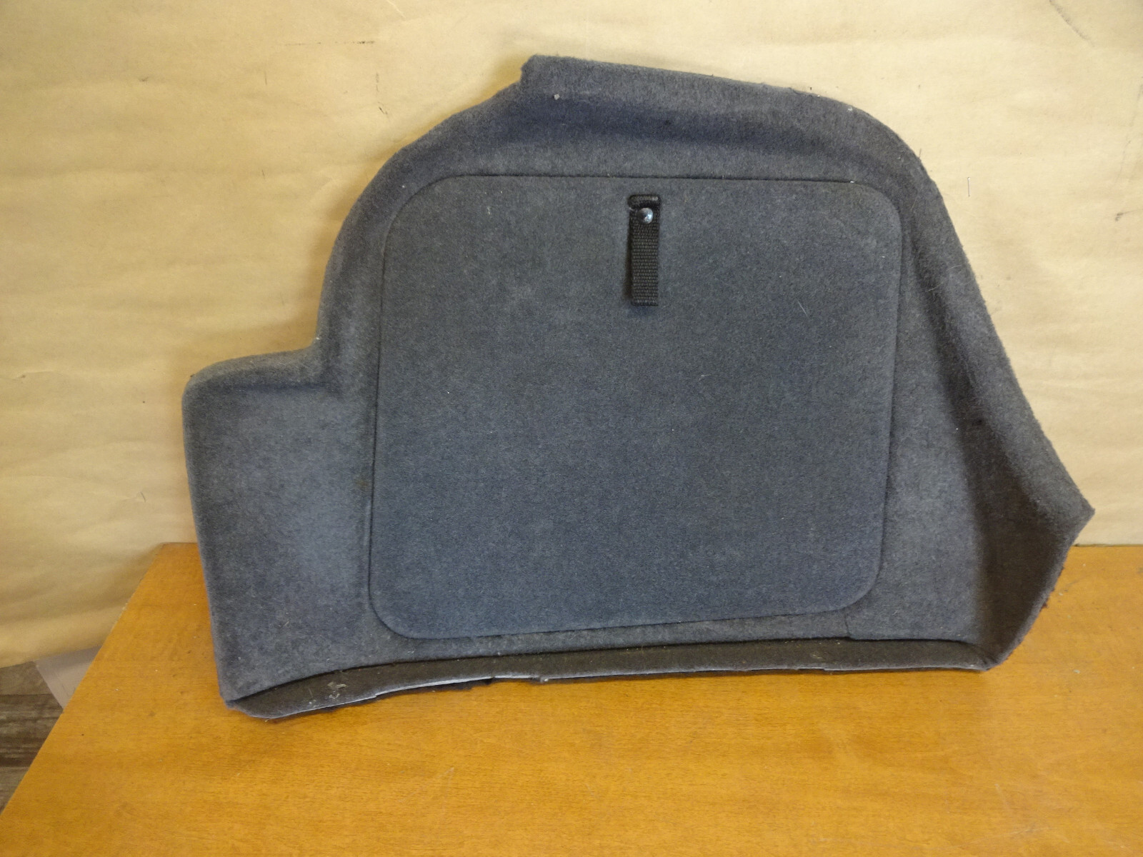 Maserati 4200 Spyder- RH Trunk Cover Carpet P/N  66585200