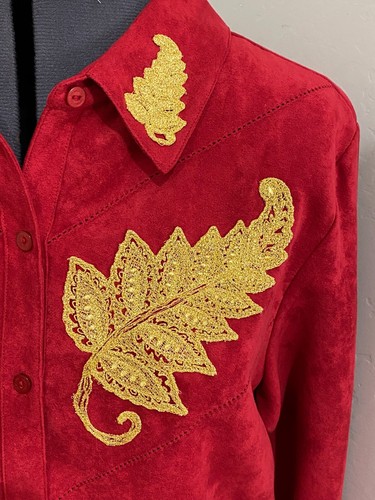 Red and Gold Accented Shirt size petite medium - Picture 3 of 4