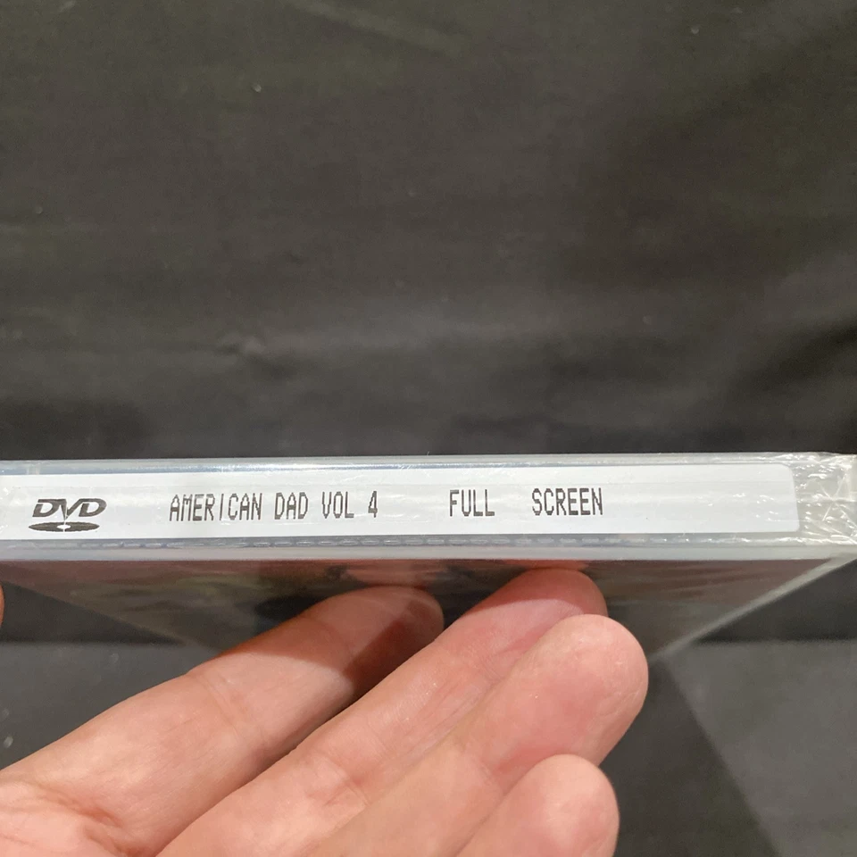 American Dad - Volume 4 (DVD, 2009, 3-Disc Set, Full Frame)** Uncensored ** - Image 4 of 4