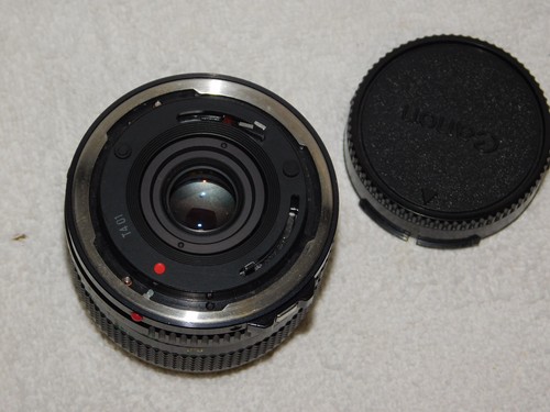 Canon New FD NFD 35mm f/2.8 MF Wide Angle Camera Lens with Bag and Filter - Picture 8 of 10