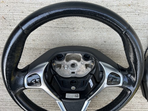 Ford Fiesta Mk7 2009-2017 Multifunction Leather Steering Wheel - Picture 5 of 10