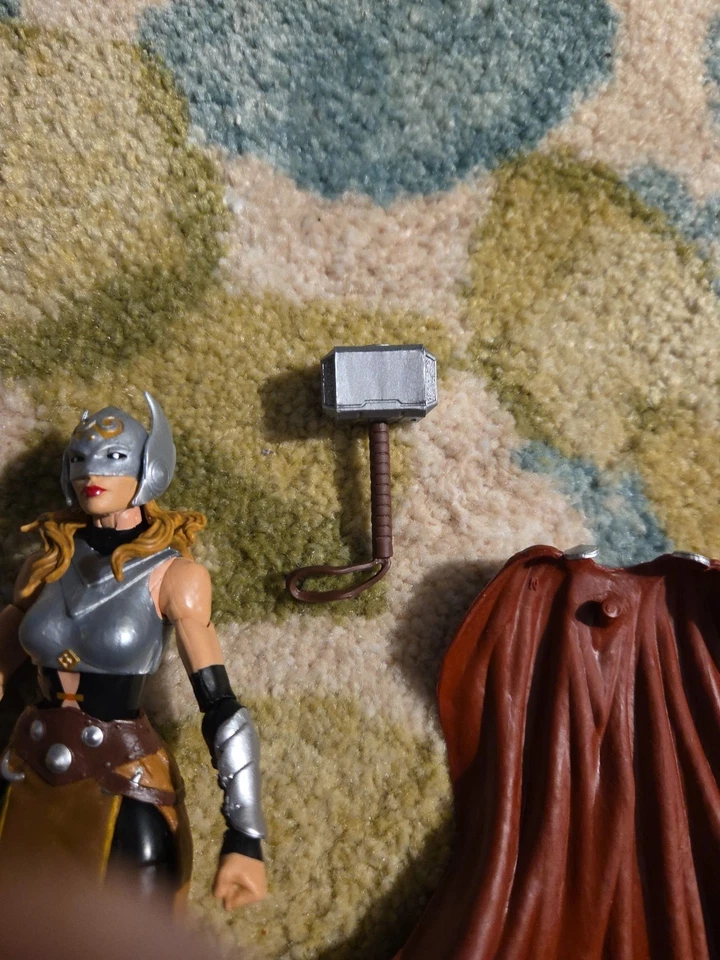 FIGURA COMPLETA SUELTA de Thor Jane Foster Leyendas Marvel Foto 3 de 4