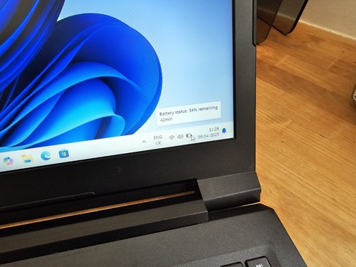 Lenovo Ideapad V110 15AST AMD A9 15.6" 12GB 240G SSD Win 11 Webcam HDMI Laptop - Picture 16 of 23