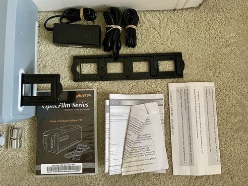 Plustek OpticFilm 7200 35mm Film Scanner To Digital Tested (READ) - Afbeelding 2 van 12