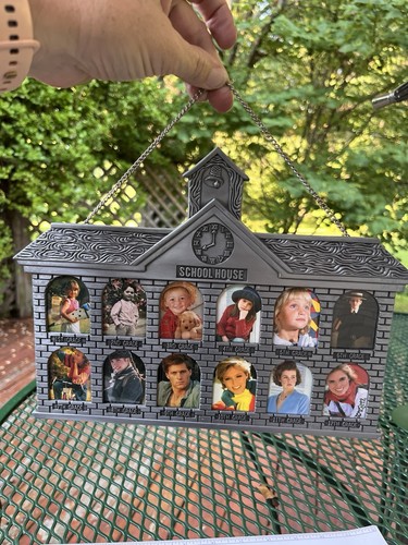 SCHOOL HOUSE YEARS HANGING OR STANDING PICTURE FRAME GRADES 1-12 Metal Silver - Picture 10 of 10