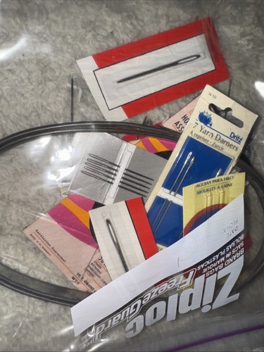 Giant Art Craft Lot Yarn Plastics Books Ribbons And More See Photos V090 K18 - Picture 20 of 20