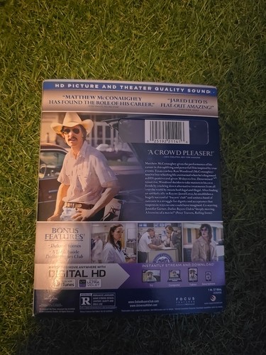 Dallas Buyers Club (Blu-ray + DVD + digital) w/slipcover - Picture 2 of 5