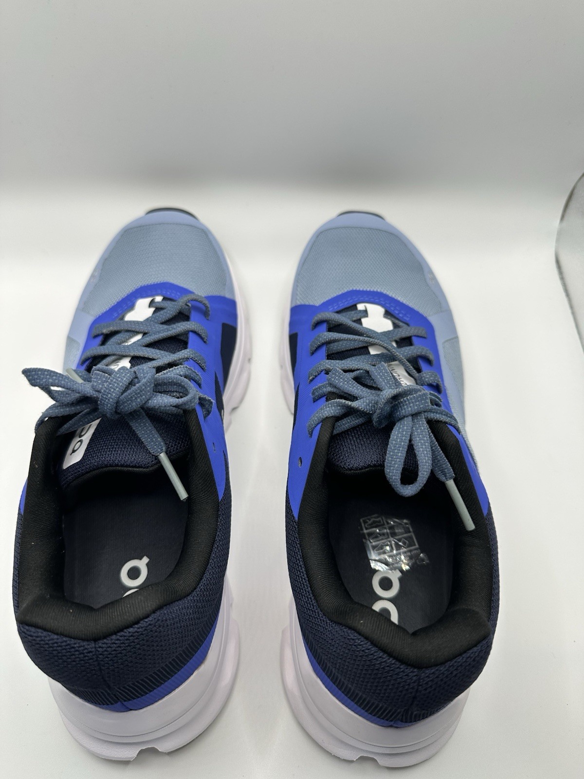 Size 9 - On Cloudrunner Chambray/Midnight - image 3