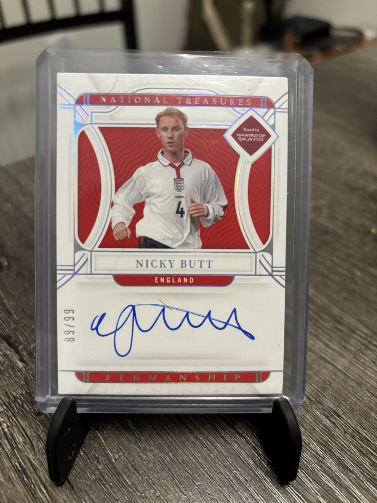 2022 Panini National Treasures Road to FIFA World Cup - Nicky Butt ON CARD AUTO