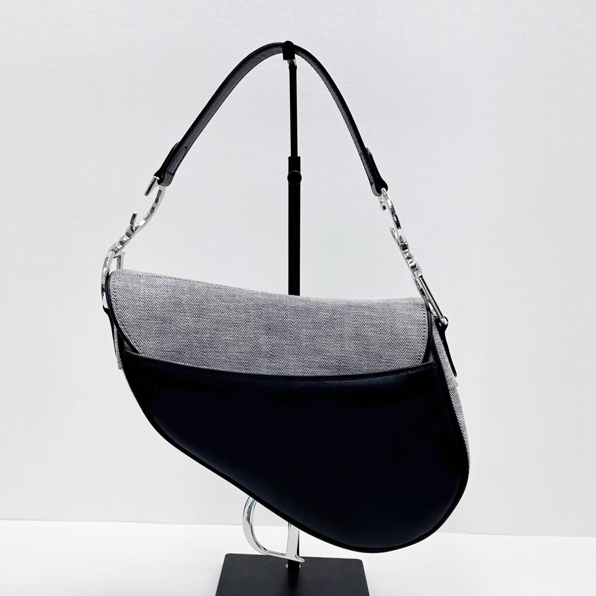 Dior Vintage E-jang Saddle Bag 4VDIB30540 | eBay Dior Vintage E-jang Saddle Bag 4VDIB30540 | eBay