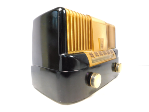 VINTAGE EXCELLENT EMERSON RAYMOND LOEWY GOLD FACADE & BLACK BAKELITE OLD RADIO - Picture 4 of 8