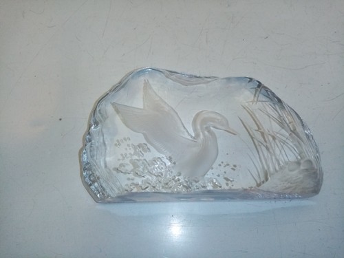 VINTAGE HEAVY CRYSTAL GLASS SWAN DECORATIVE DISPLAY PIECE - Picture 13 of 16
