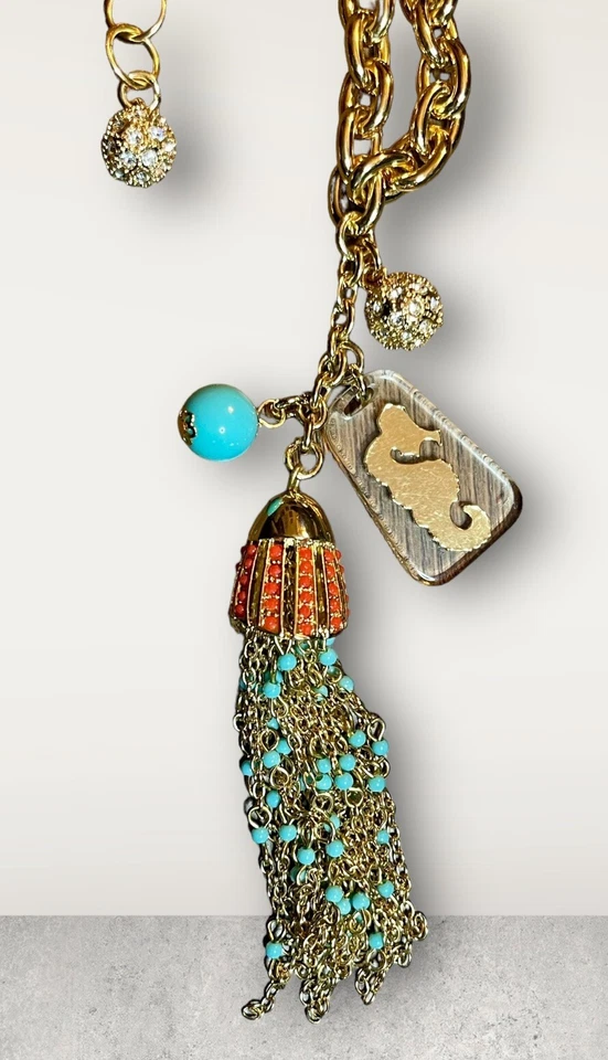 Lilly Pulitzer 海马串珠小饰品 36 英寸金色项链二手状况完好华丽 — 第 4/4 张图片