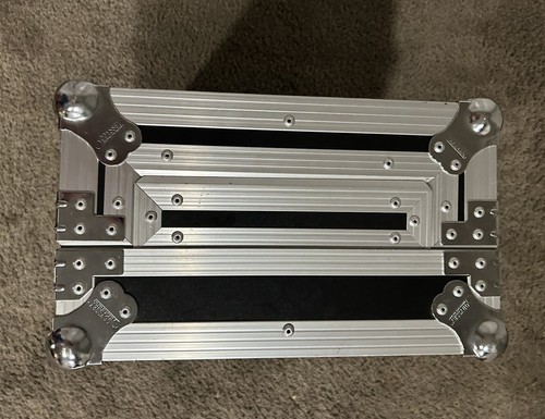 Odyssey FZ-CDJ Flight Case Missing Pads - Picture 6 of 14